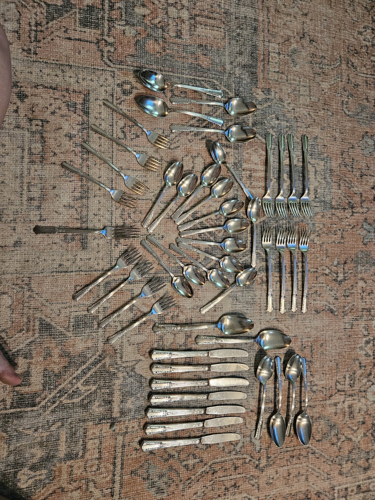 WM ROGERS Overlaid IS Treasure Silverplate 1940’s 47-pc Flatware Set No Case!