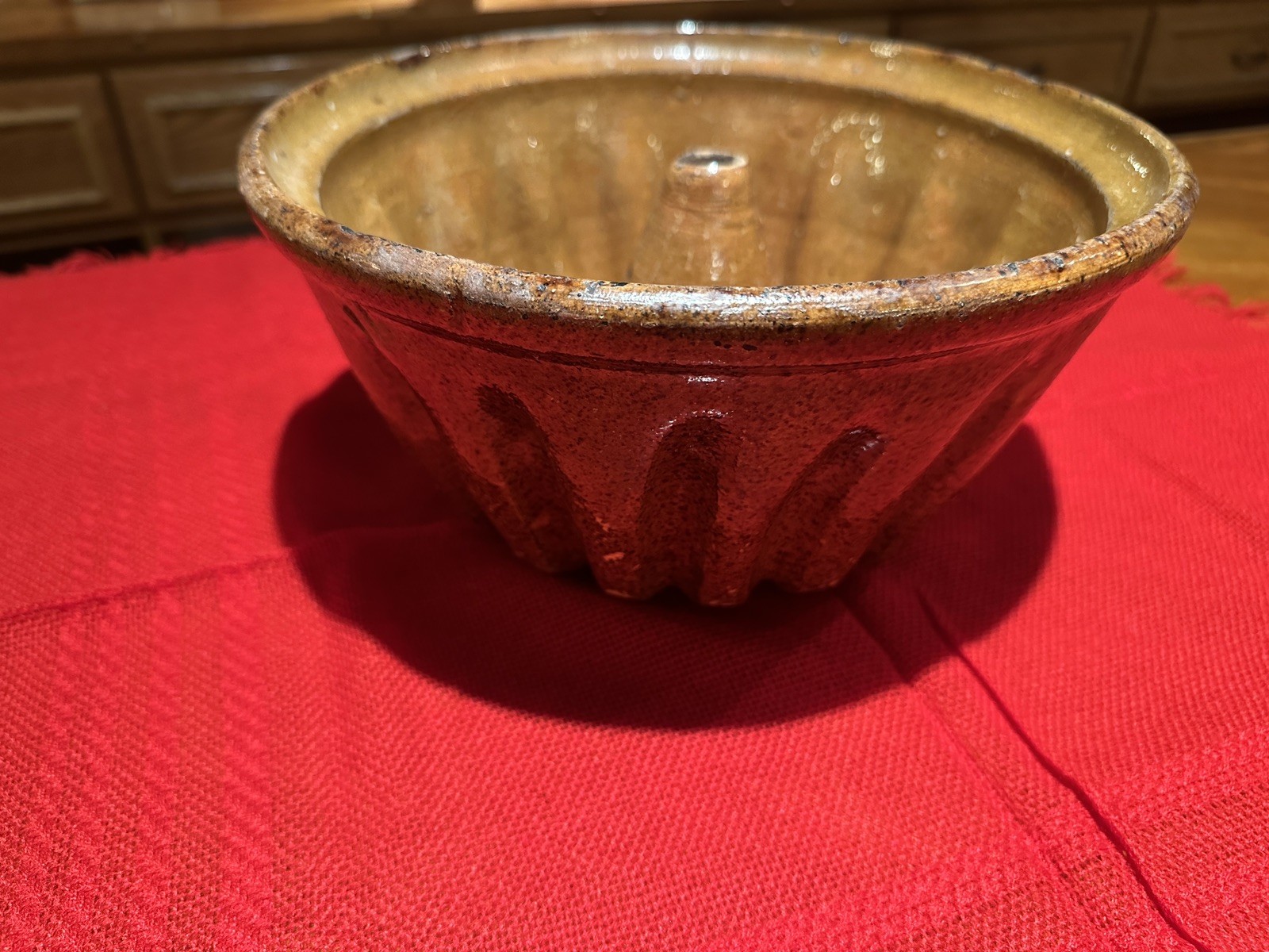 ANTIQUE LARGE GUGELHUPF FLUTED HEAVY GLAZED EARTHENWARE PAN FROM 1800’S