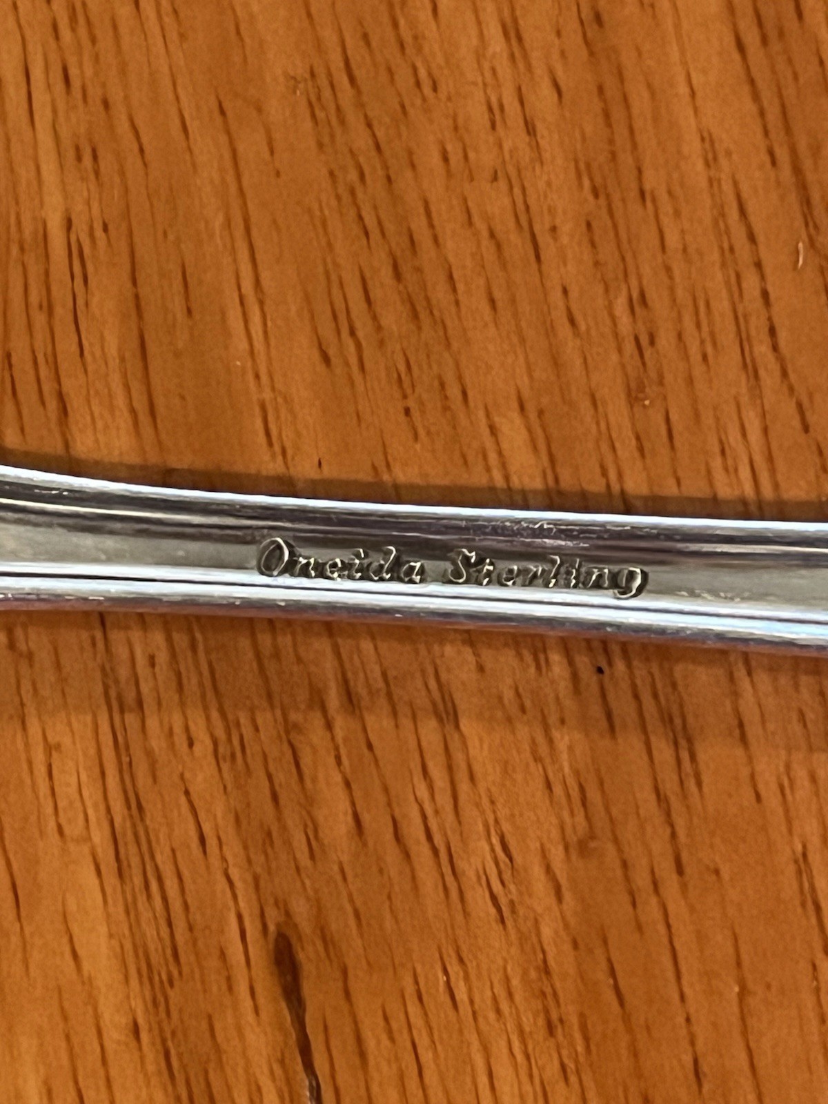 ONEIDA ~ AFTERGLOW ~ STERLING SILVER 6-1/2” SALAD FORK NO MONOGRAM .925 ~ 36g