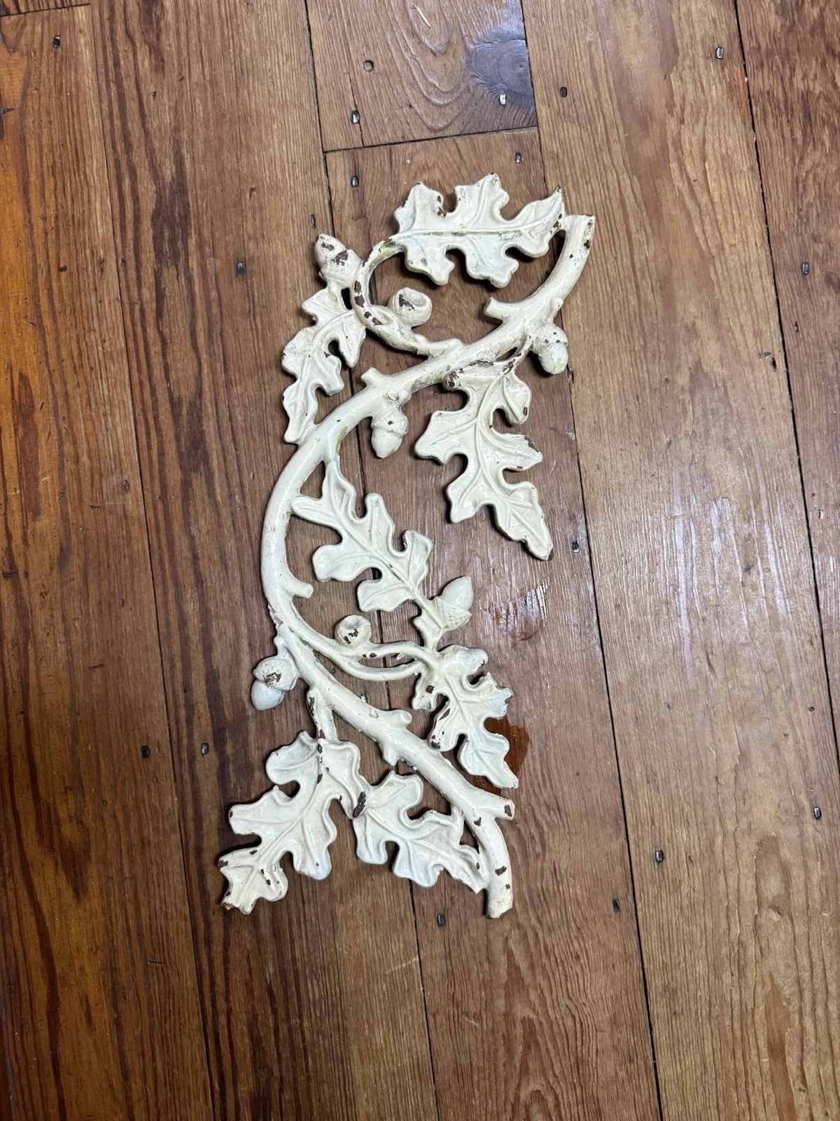 Vintage Cast Iron Vine Oak Acorn Leaf Wall Décor Art Panel 20″ x 8″ Lattice hang