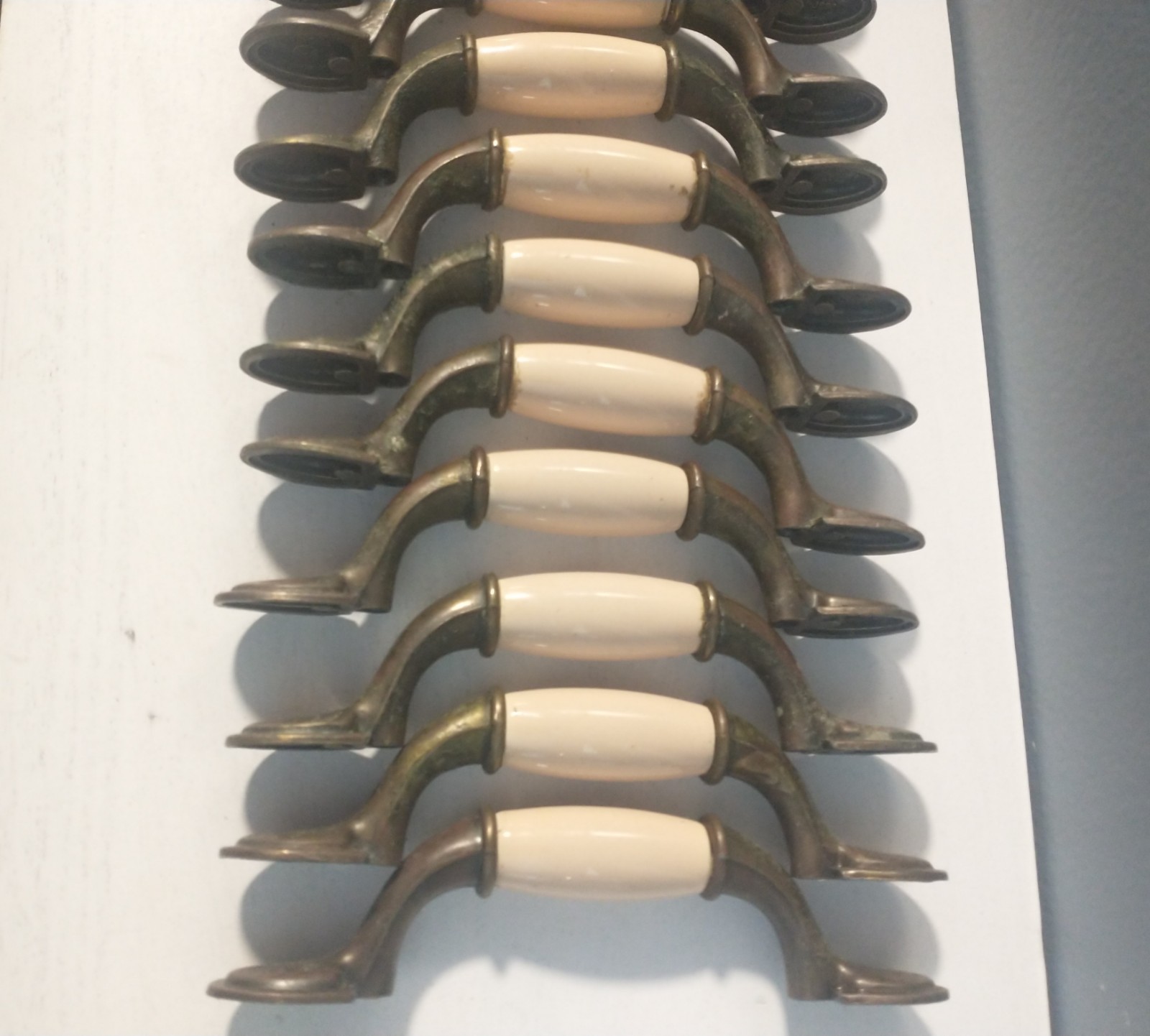 19 Amerock Allison Drawer Cabinet Pulls Brass Porcelain Salvage Almond #3866