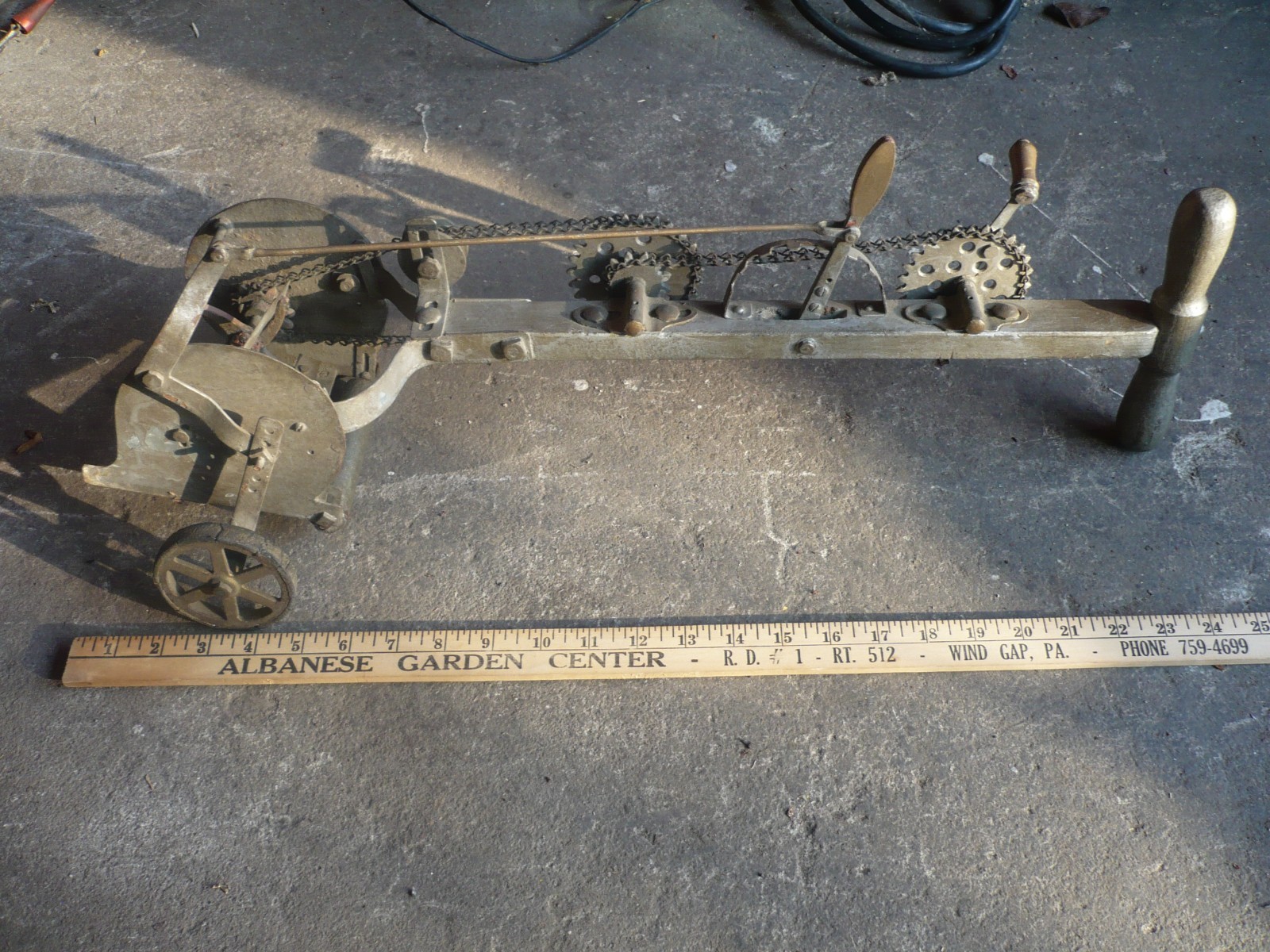 Antique Hay/straw cutter ?? Salesman Sample Farm Implement Folk Art any ideas?