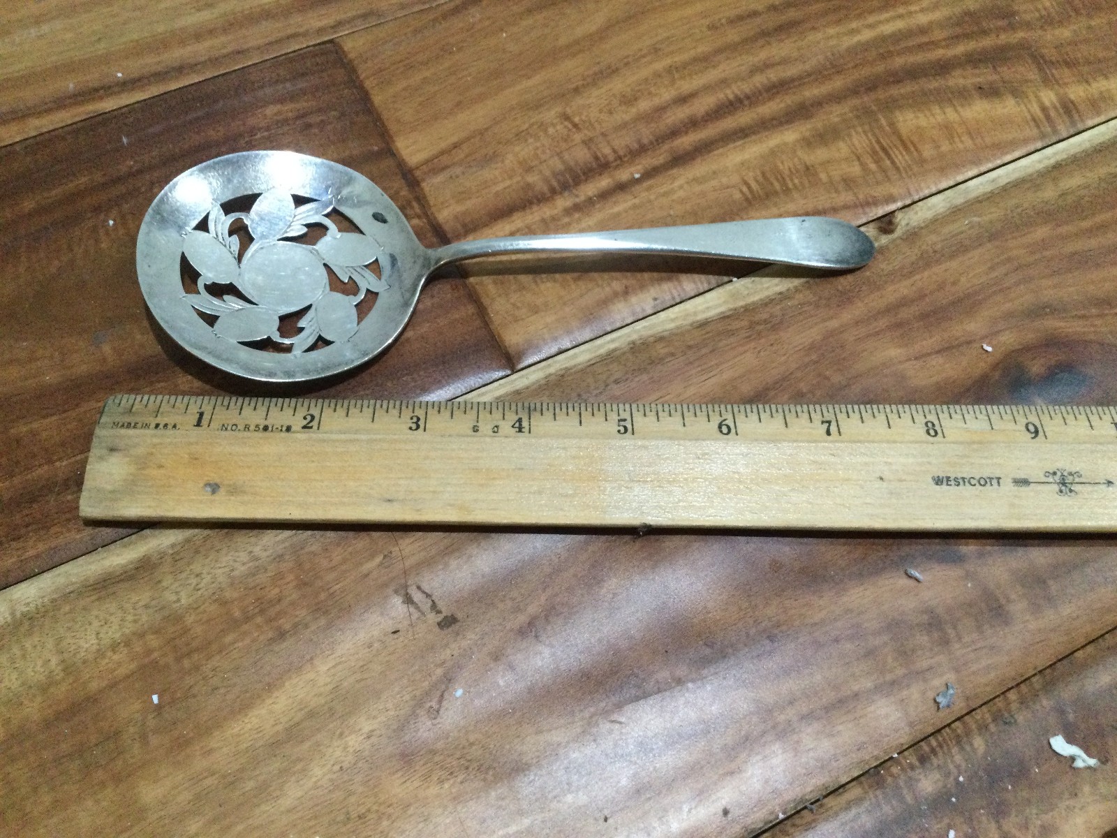 Wm Rogers Mfg Co Original Rogers Slotted TOMATO Serving Spoon Silverplate VTG