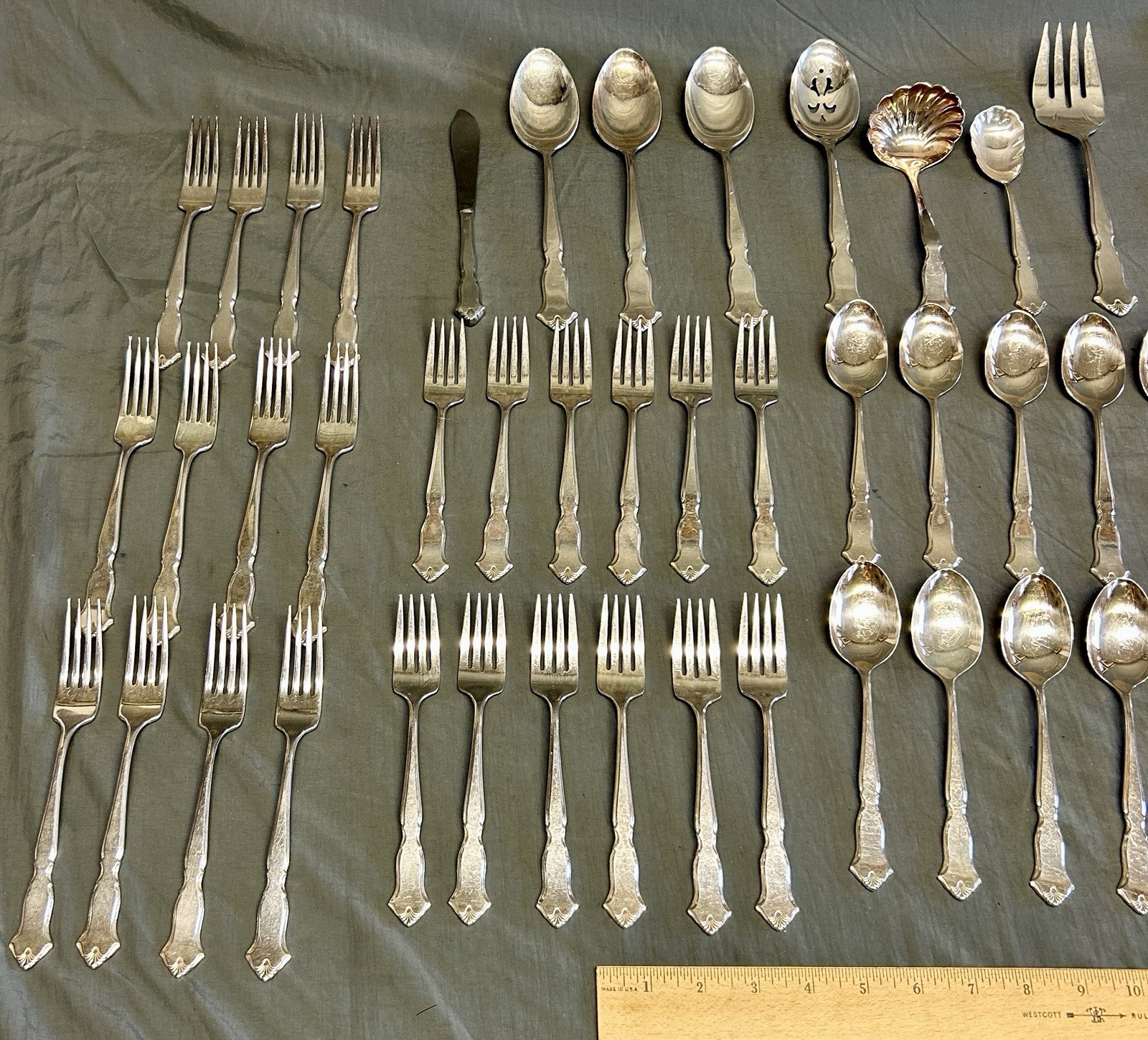Chadwick INTERNATIONAL DEEP SILVER Silver Plate 80 Pieces 12 Servings Utensils