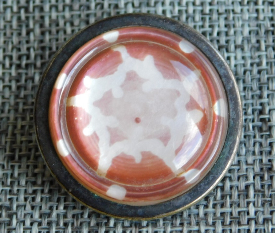 Antique Vtg Wax Resist Button Set in Metal Aprx: 1-1/4″ #824-X