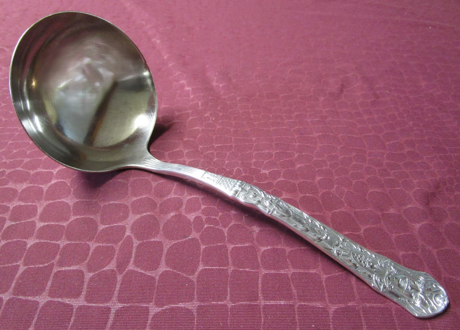 RENAISSANCE 1886 Gravy Ladle Scarce Figural Antique Silverplate bu