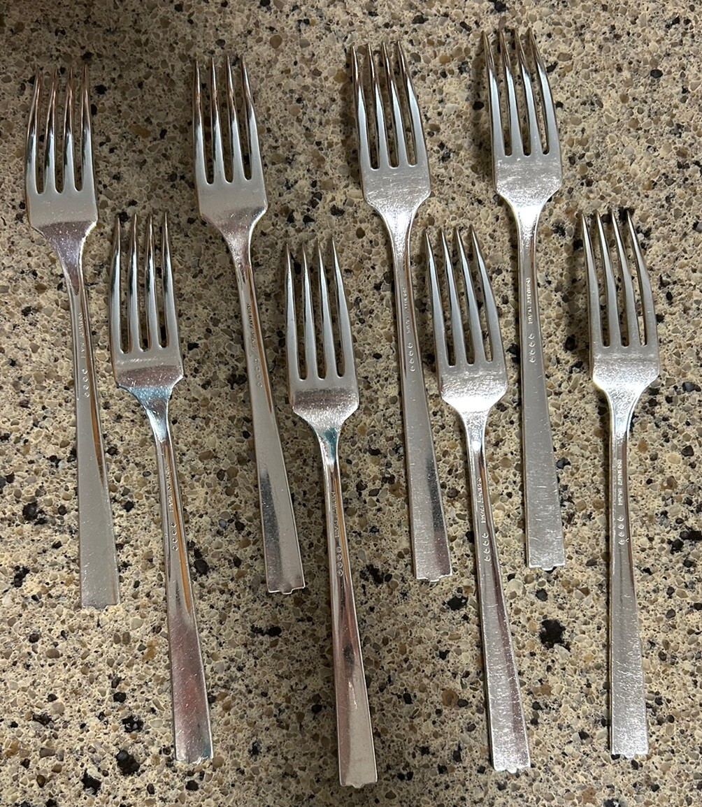 Oneida Nobility CAPRICE Silver Plate Flatware Lot of 53 Includes 6pc Serving Set