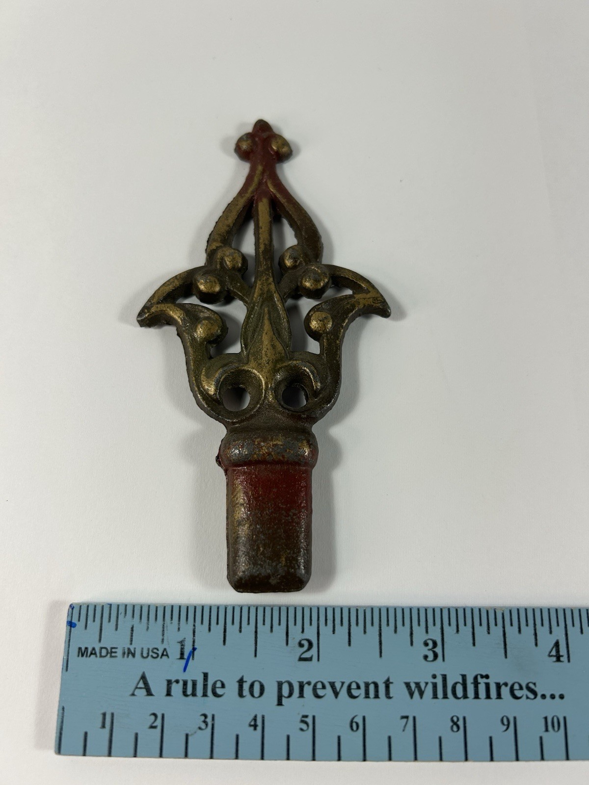 Antique Cast Iron Fleur De Lis Architectural Salvage Crest Decorative Accent