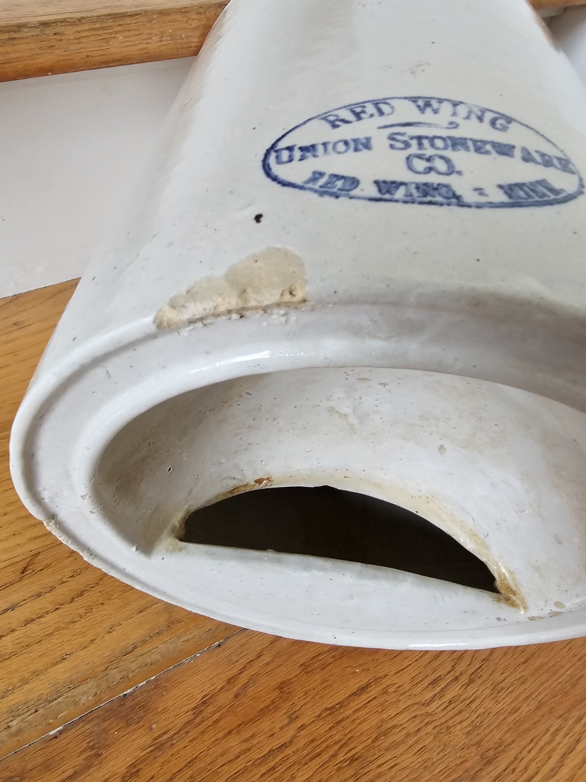 Red Wing Stoneware Crock Eureka Feeder Chicken Poultry Ski Oval 2 Gallon
