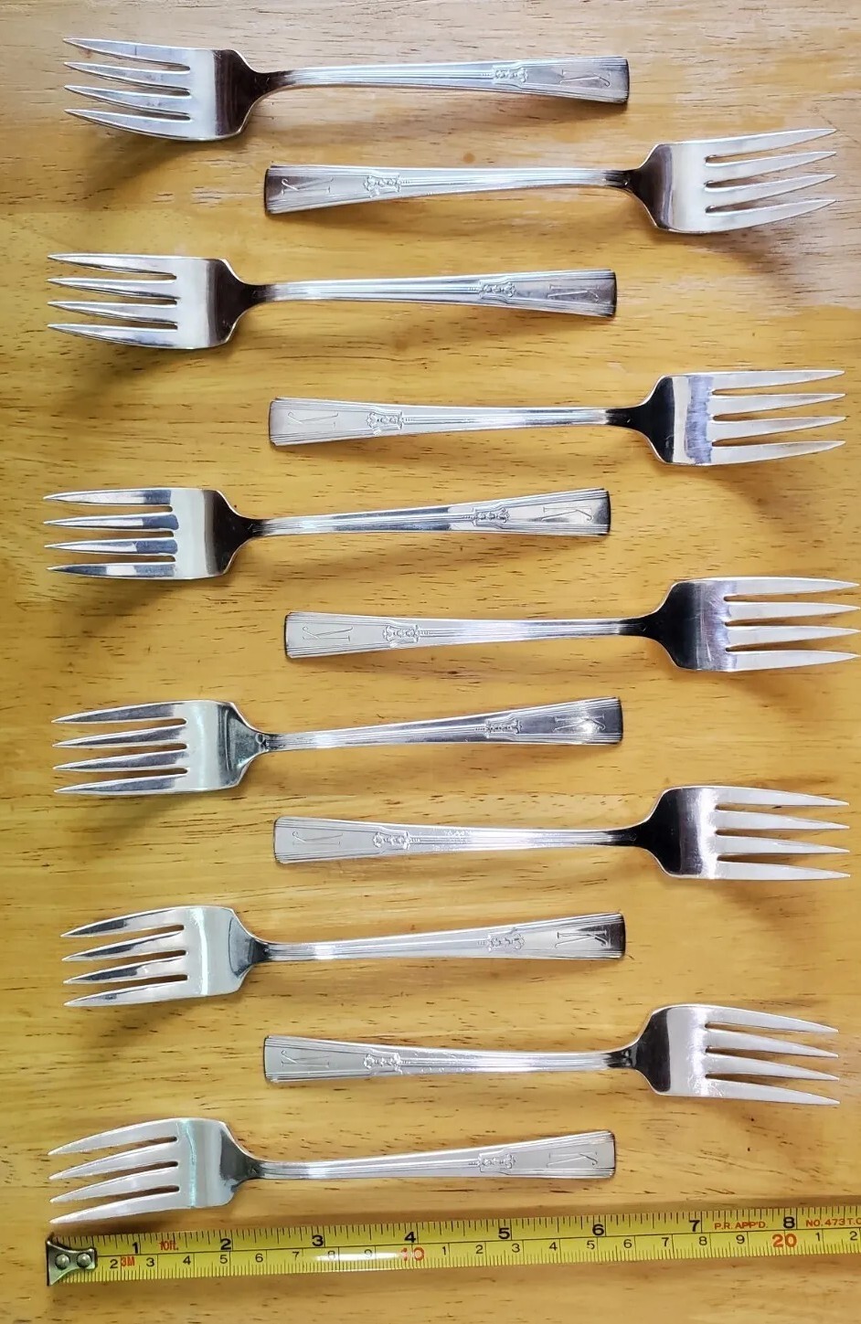 ✅ LOT OF 11 c1938 REVELATION/ TAPESTRY SILVERPLATED SALAD 🥗 🍅 FORKS