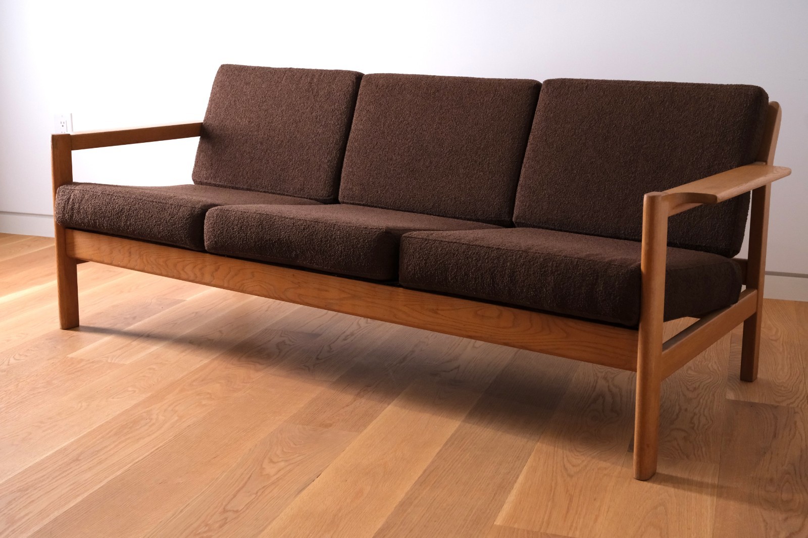 Børge Mogensen – Mid Century Modern Danish Solid Oak Sofa – Complete Refurbished