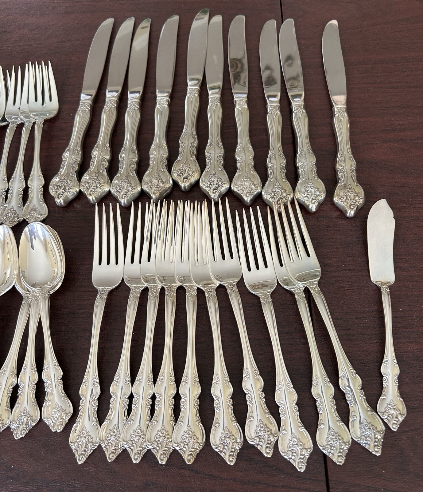 Vintage 48 pc Lot International Silver Orleans Deep Silver Silverplate Flatware