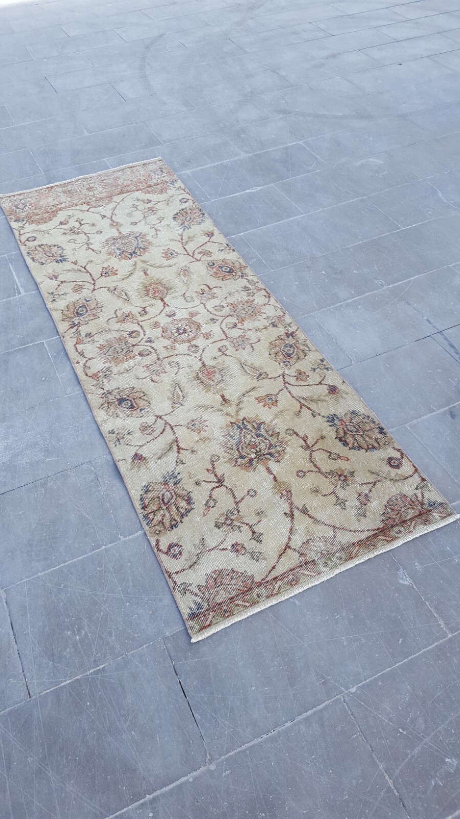 2.5×7 ft Vintage Turkish Runner Rug Wool Anatolian Handmade Hallway Oushak d