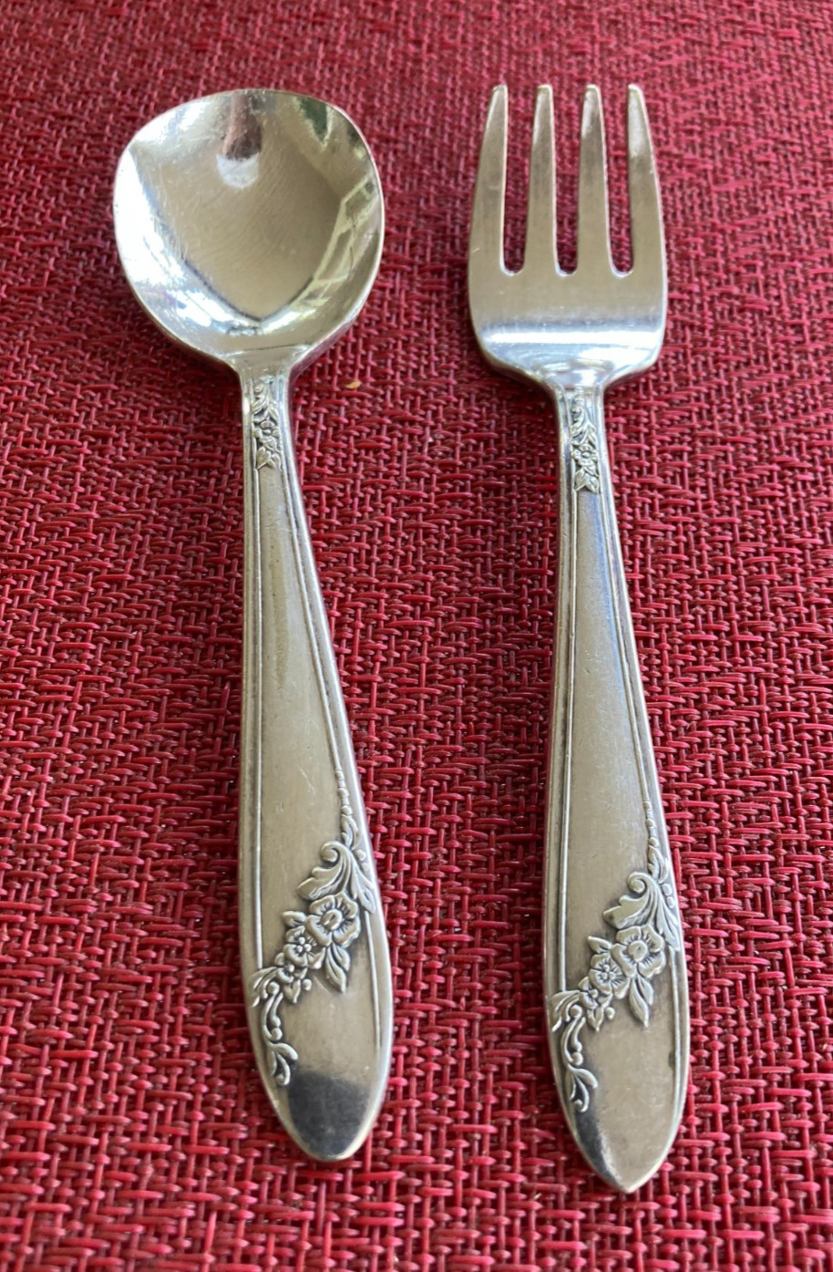 VTG 1946 Tudor Plate Oneida Queen Bess II Silverplate 5″ Baby Spoon/Fork Set EX