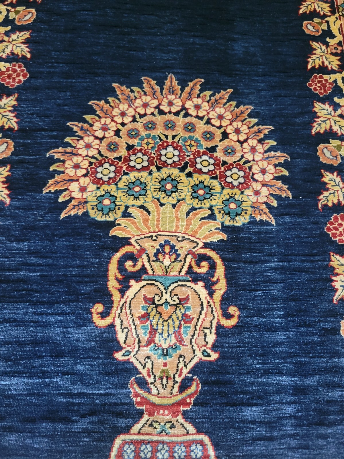 Authentic SIGNED Hand Knotted 100% Silk Turkish Ozpec Hereke Rug 31 1/2” X 58”