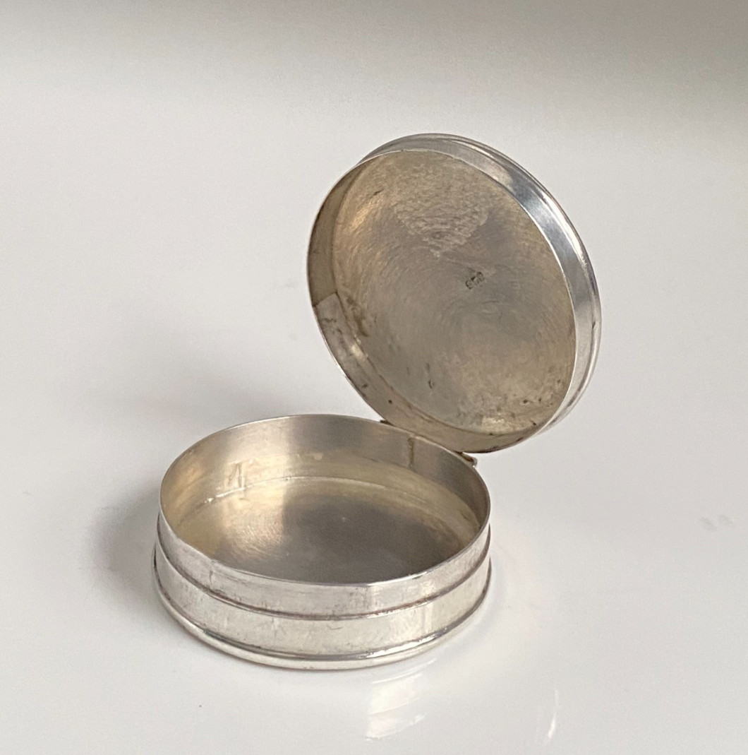 Vintage Solid Silver Chased Foliate Border Hinged Pill Box Hallmarked Carrs