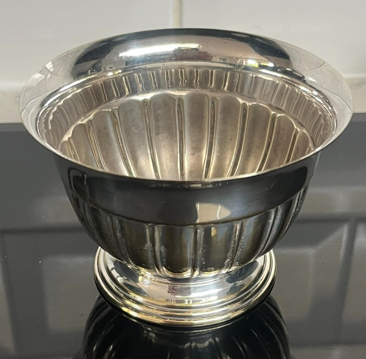VINTAGE ART DECO YEOMAN SILVER PLATE SUGAR BOWL