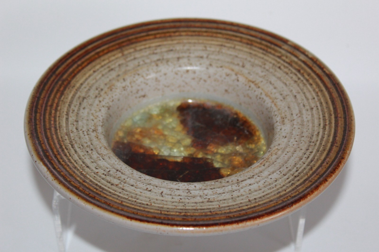 PURBECK POTTERY BOWL WITH CRACKLE GLAZE CENTRE JEFFERSON / GOODALL ?