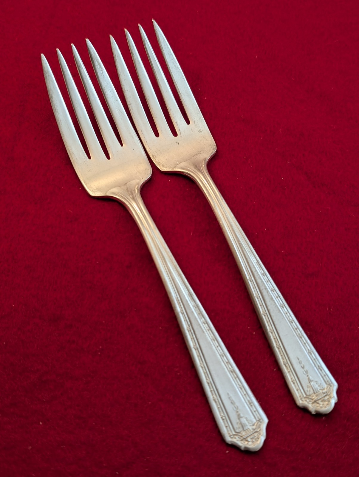 Lot Of 2 Majestic MJC1 Silverplate Salad Forks 6 1/8″ flatware