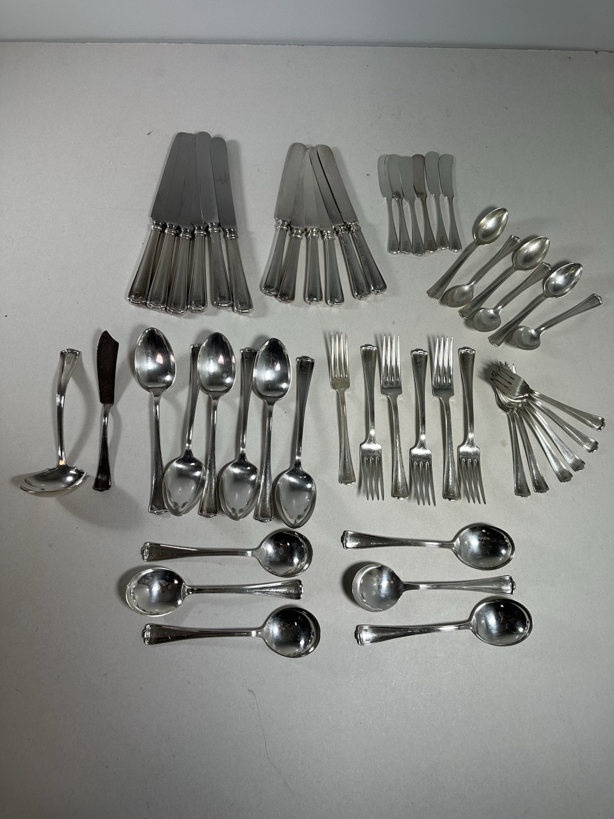 1847 Rogers Bros Cromwell Master Silver-plated Flatware 50 Pc w/Monogram “M”