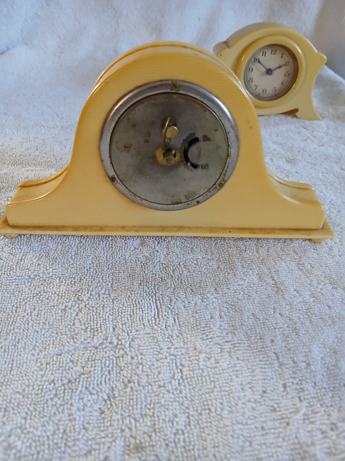 Vintage Two Small Unknown Maker Bakalite Clocks (Working HOLDING TIME