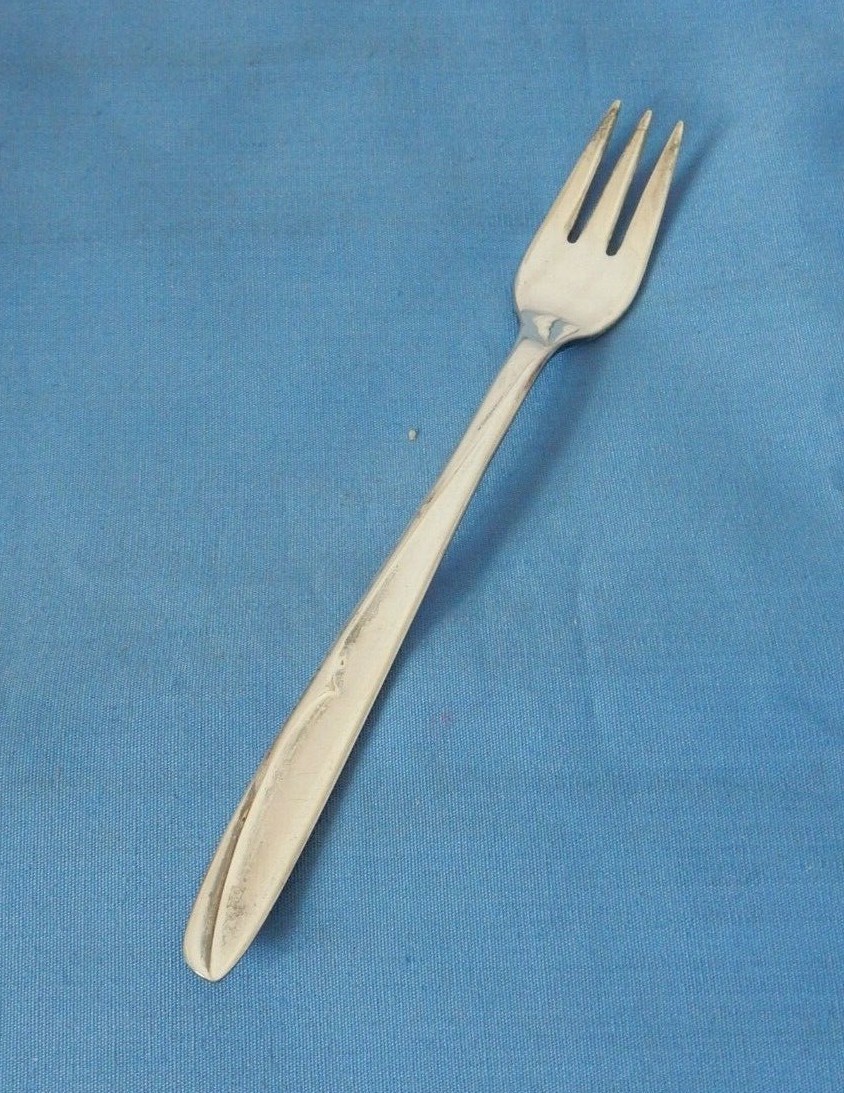 Supreme International Silver Silverplate 1957 Concept Cocktail Seafood Fork