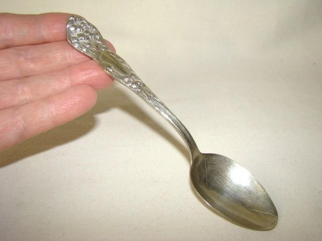 Antique 1909 Stratford Silver TEASPOON Silverplate, LILYTA Pattern