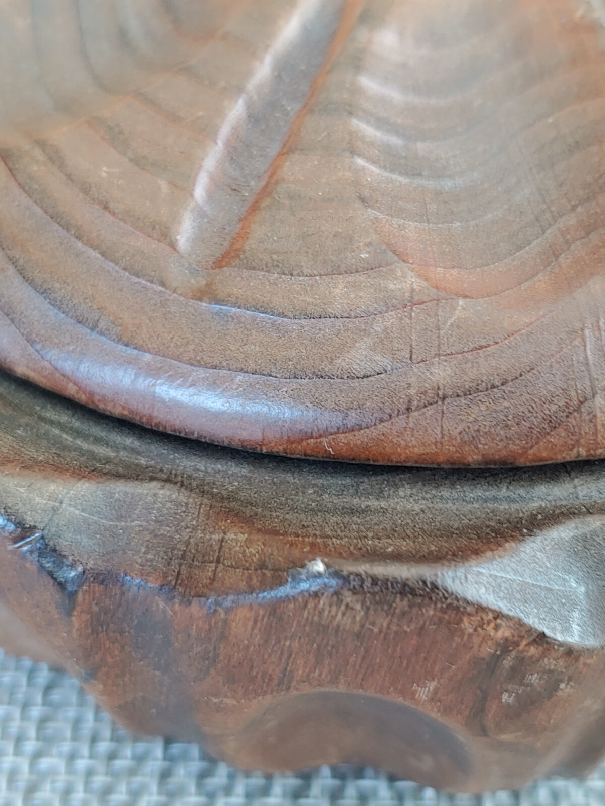 清代佛教榆木莲花瓣僧帽宝盒 Antique Chinese Qing Elm Wood Lotus Petals Buddha Hat Lid Case Box