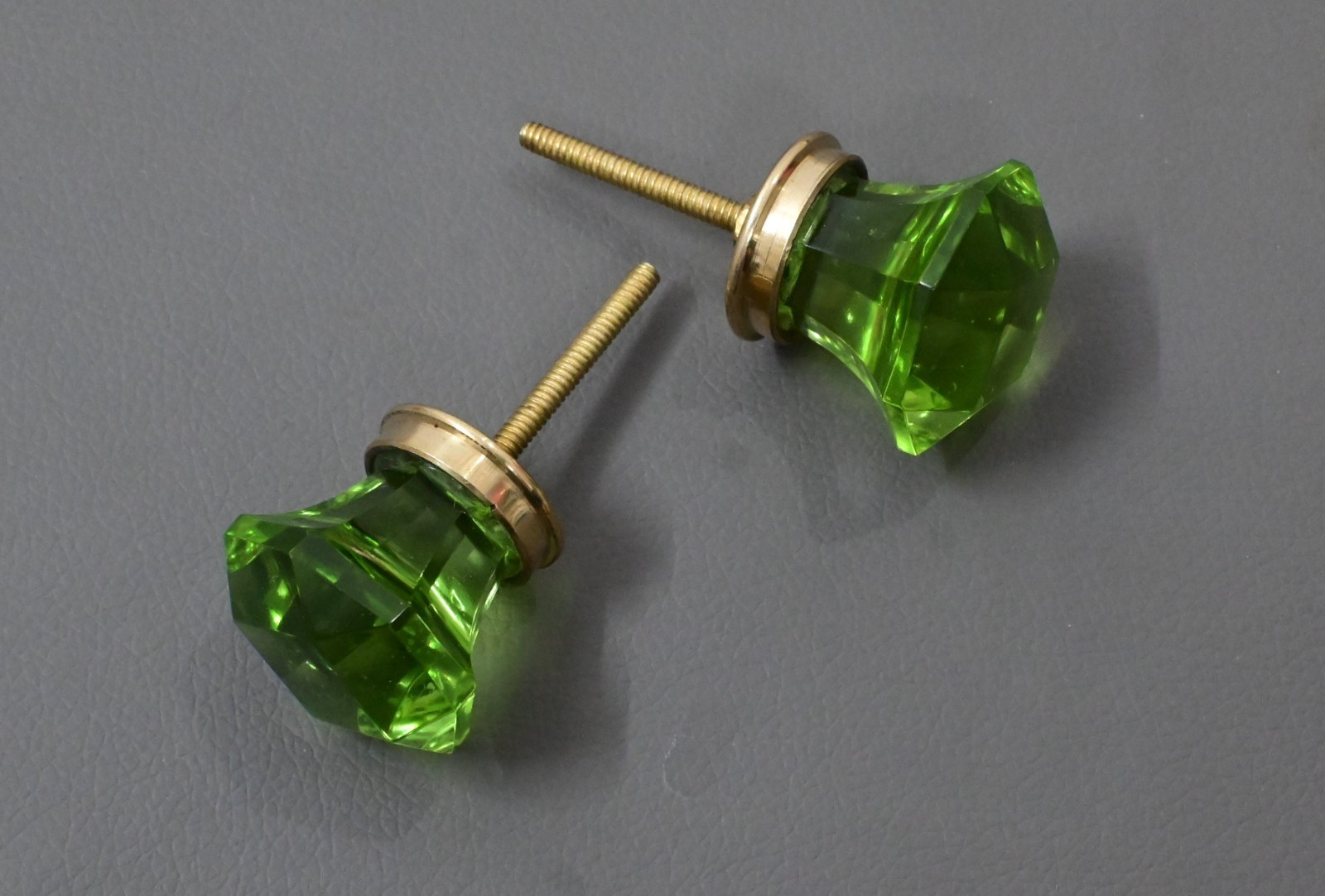 Vintage sea green victorian diamond cut glass drawer knob handle pull set 2PC