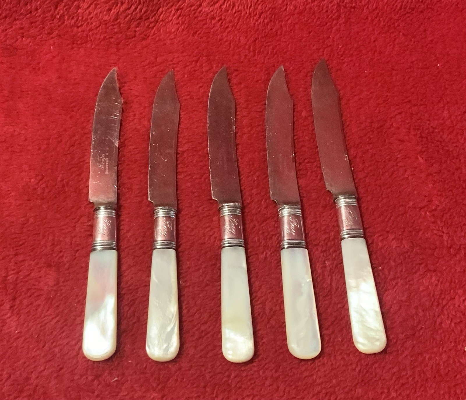 ANTIQUE C.D. PEACOCK 5 FRUIT KNIVES MOTHER OF PEARL HANDLES & STERLING FERRULES