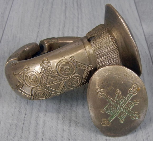 Tribal African Tuareg Fulani Slave Hinged Bronze Bracelet Currency Manilla