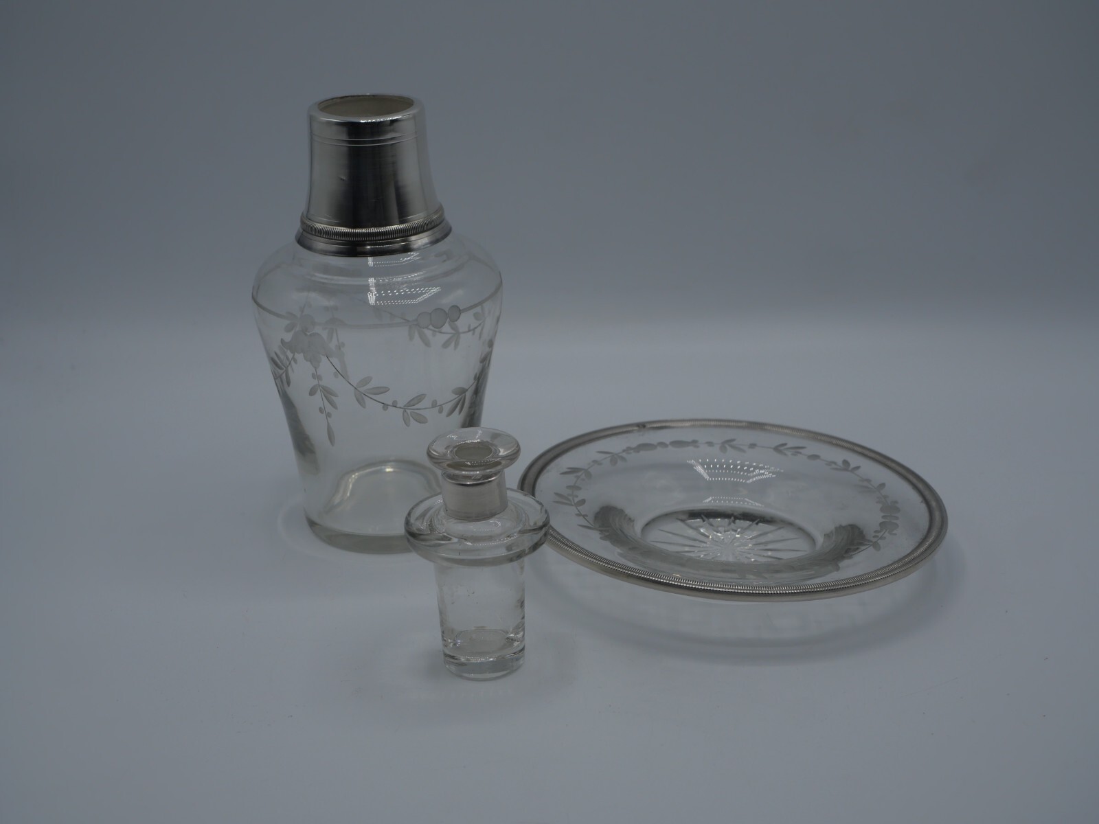 POINCON MINERVA 1ST TITLE SOLID SILVER NIGHT VASE AND CRYSTAL