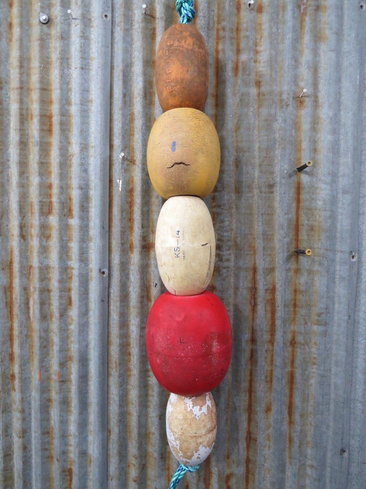 5 Old Fish Net Floats 24+ Inches Long Fishing Buoys Bouys Tiki Hut Bar -(SF398)