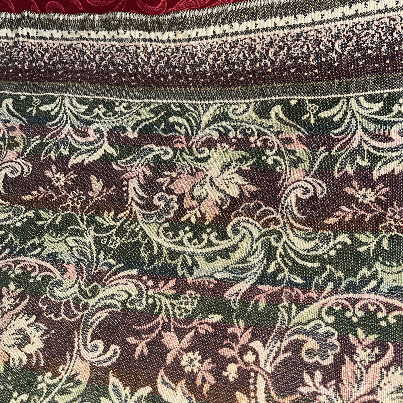 Vintage VICTORIAN PATTERN TAPESTRY FABRIC 52″ X 48″ EXELLENT CONDITION