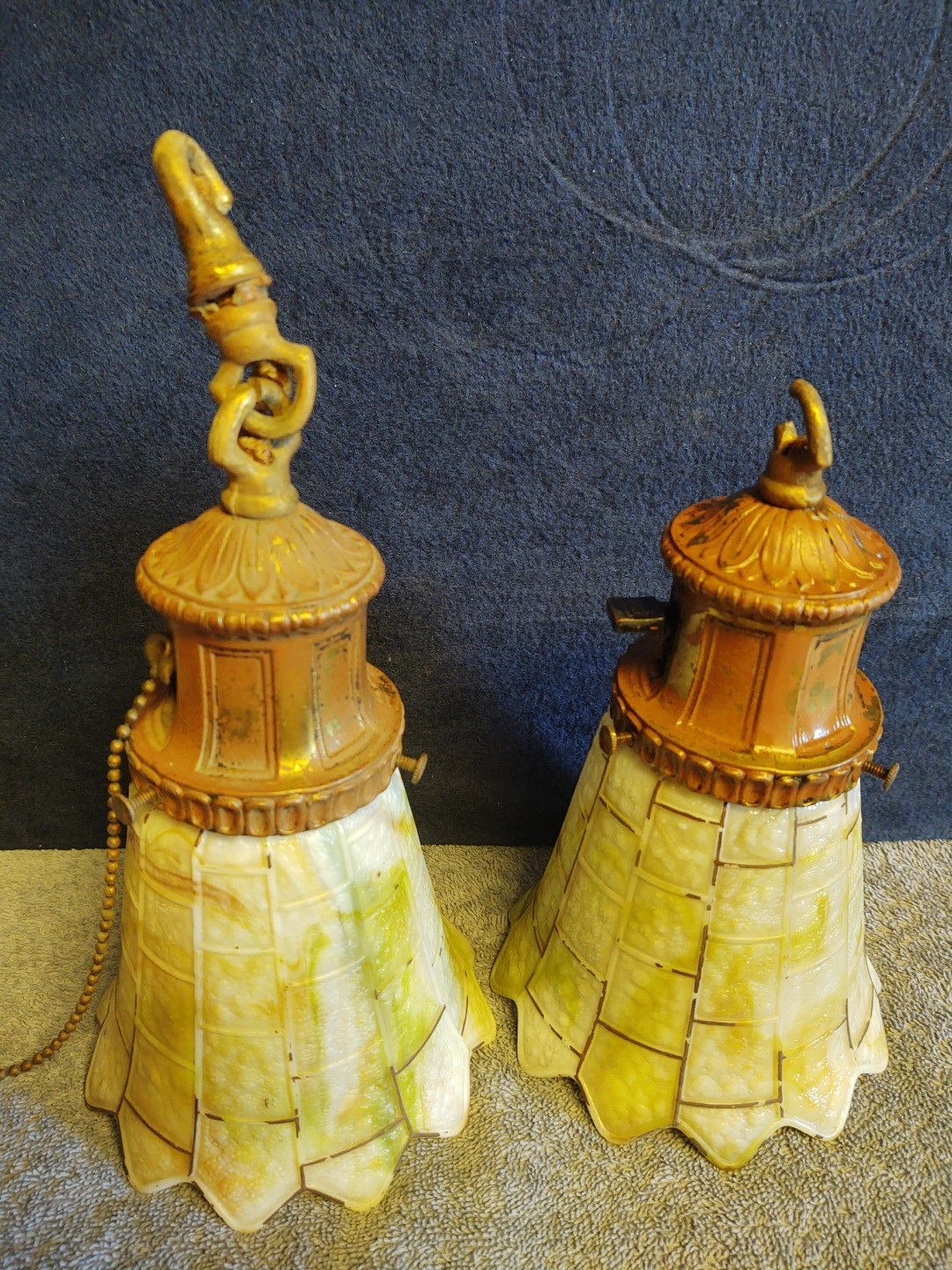 Vintage Art Deco Hanging Light Fixture Pendant Lamp Slag Glass Shade Globe