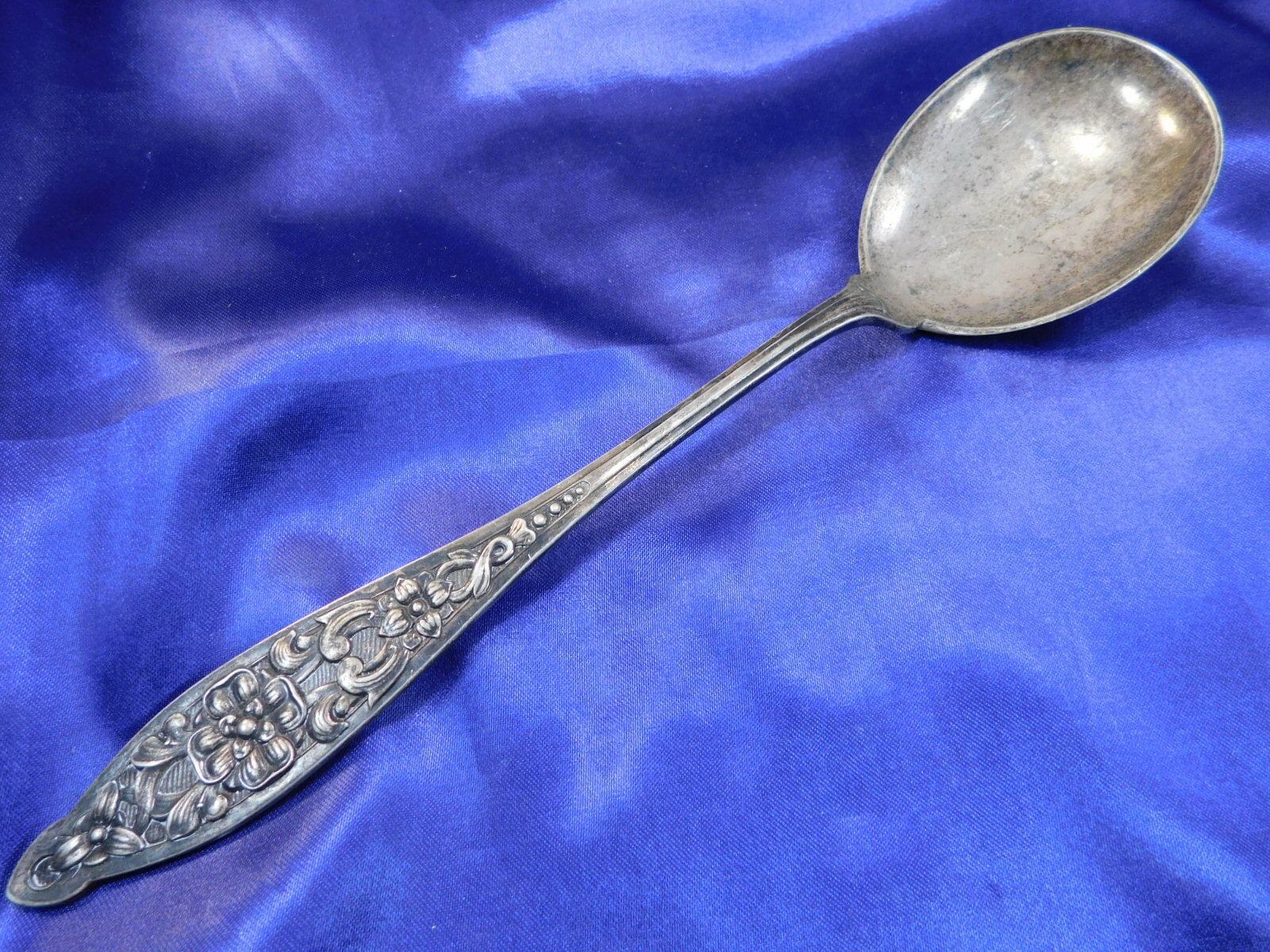 NORWEGIAN NORWAY J. TOSTRUP SCROLL & FLOWER 830S SILVER SERVING SPOON