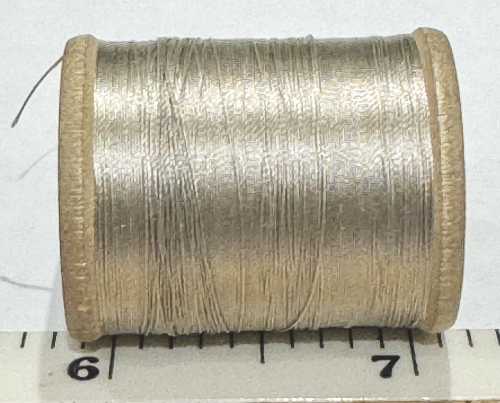 VTG Silk Thread HEMINWAY & BARTLETT PARAGON Taupe Fly Fishing Tying Sewing 561