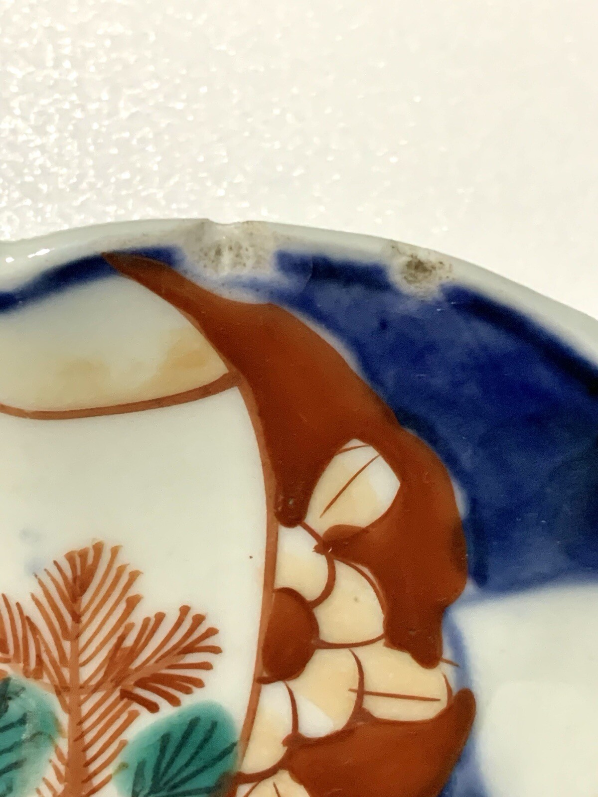 Antique 19th Century Japanese Hand Painted Imari Scalloped Plate 22.5 cm