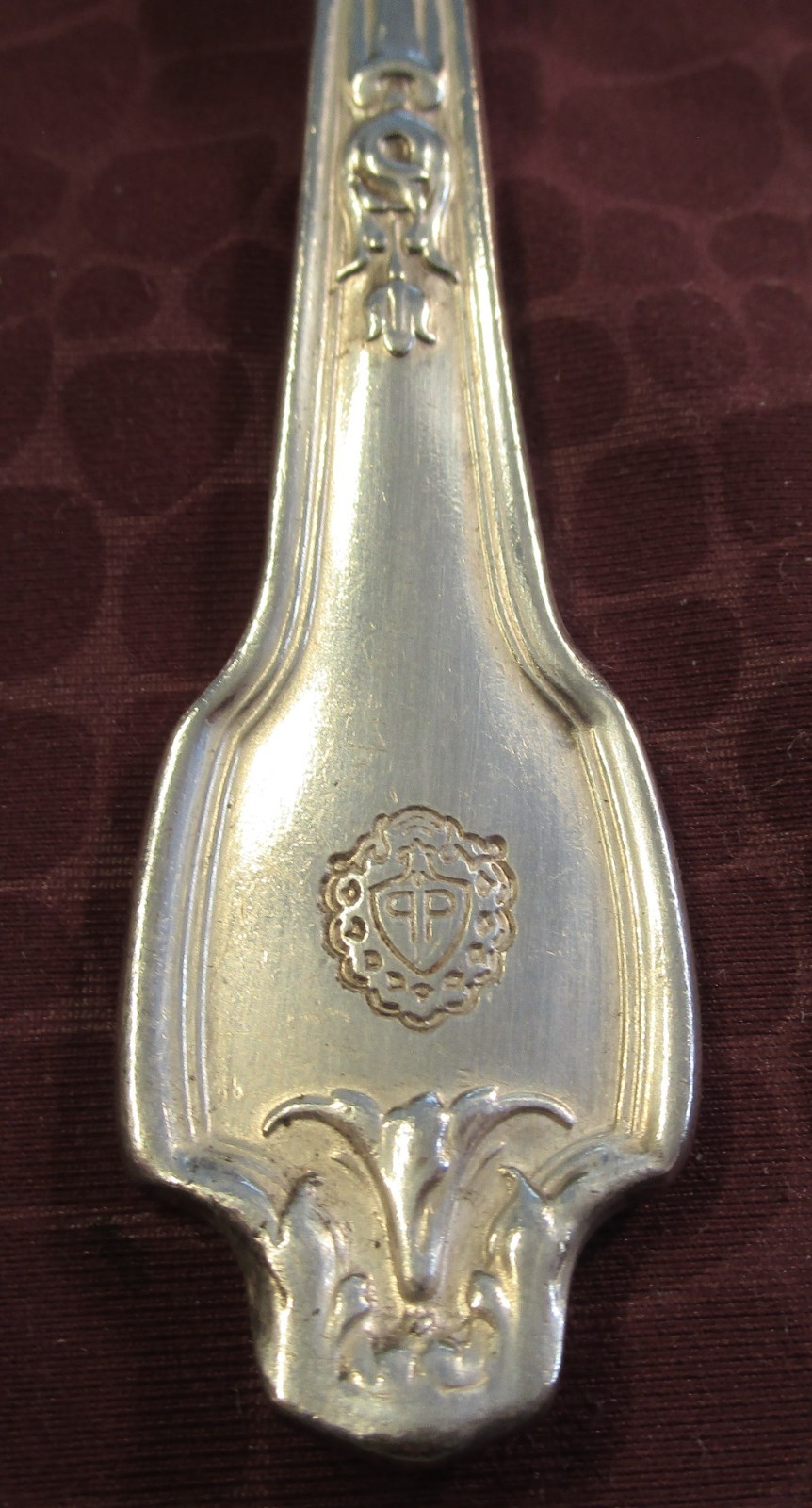 PLAZA NEW YORK Silverplate Table Serving Spoon FALMOUTH 1915 Back to Back P Logo
