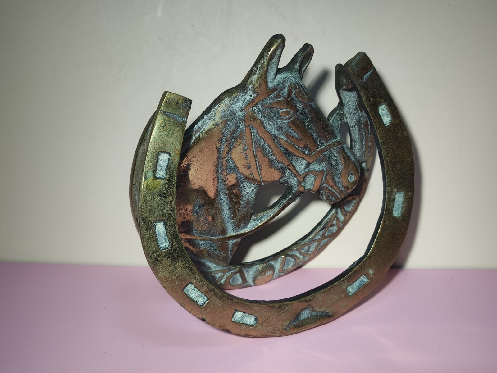 Old Solid Brass Horse Head horse shoe DOOR KNOCKER 14cm