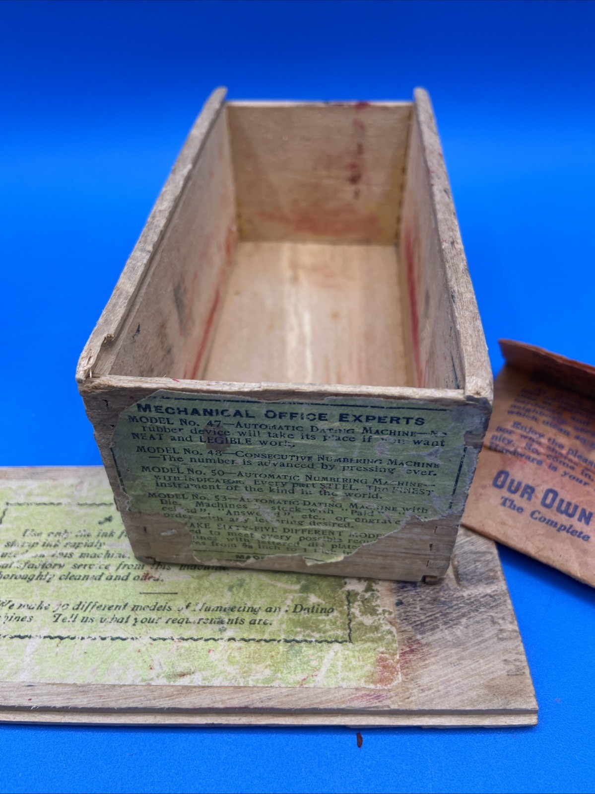 Bates NUMBERING MACHINE #49 wood Roberts box antique office business collectible