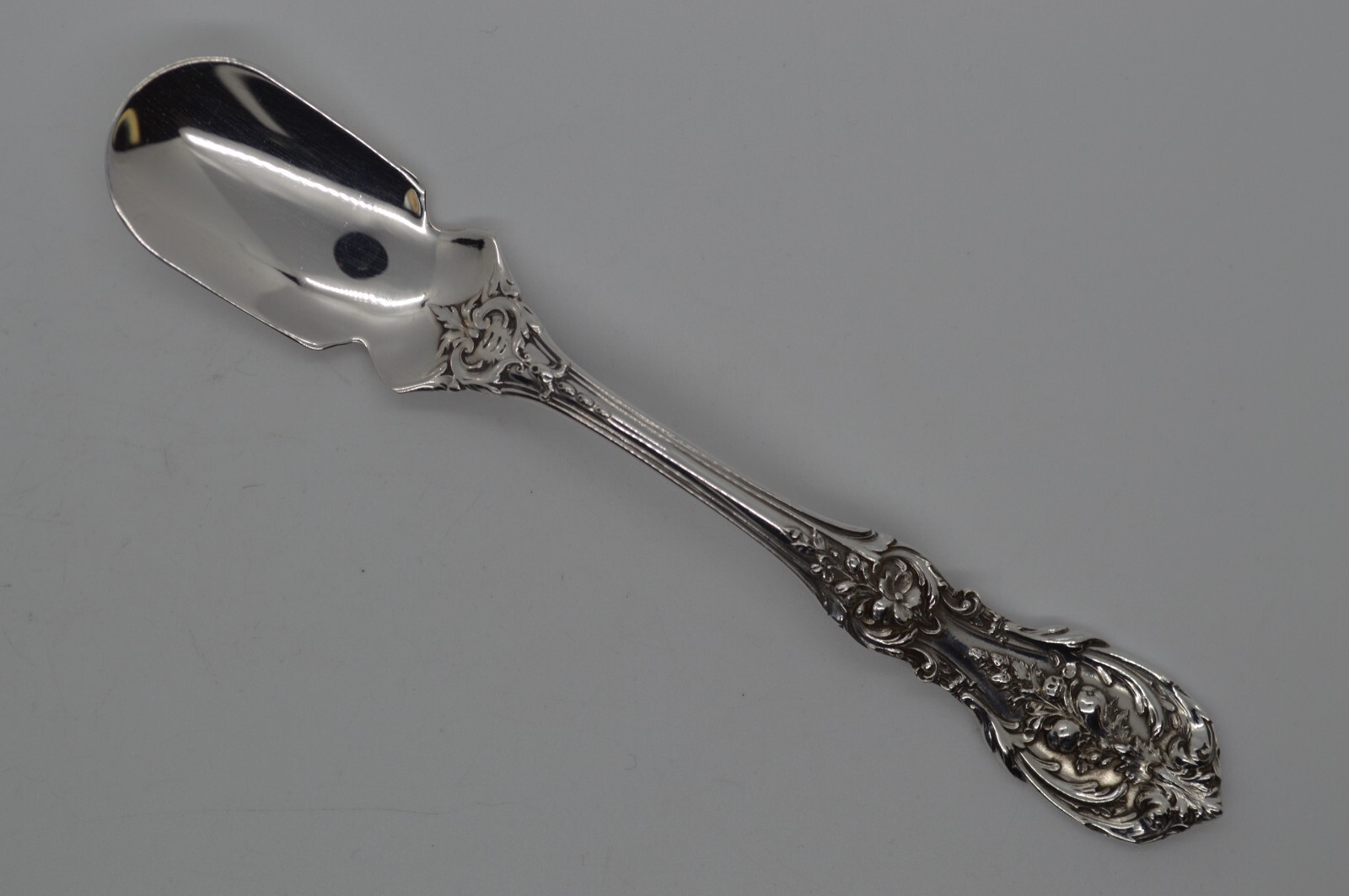 Reed & Barton Francis I Sterling Silver Custom Horseradish Scoop – 5 5/8″-28g-NM