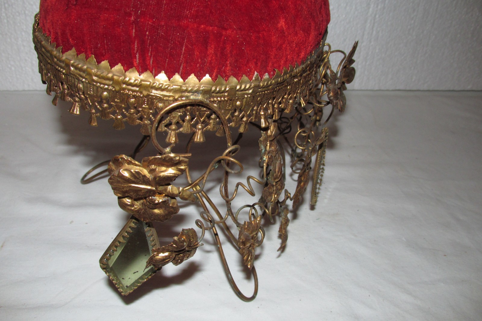 Antique Globe De Mariee Interior Cusioned Stool Part Ormolu Flowers Mirrors