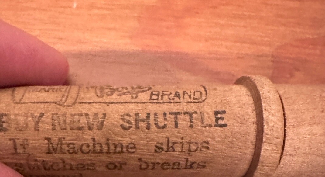 Vintage Wooden Boye Brand Tubes w/ Machine Sewing Needles Chicago 1920s