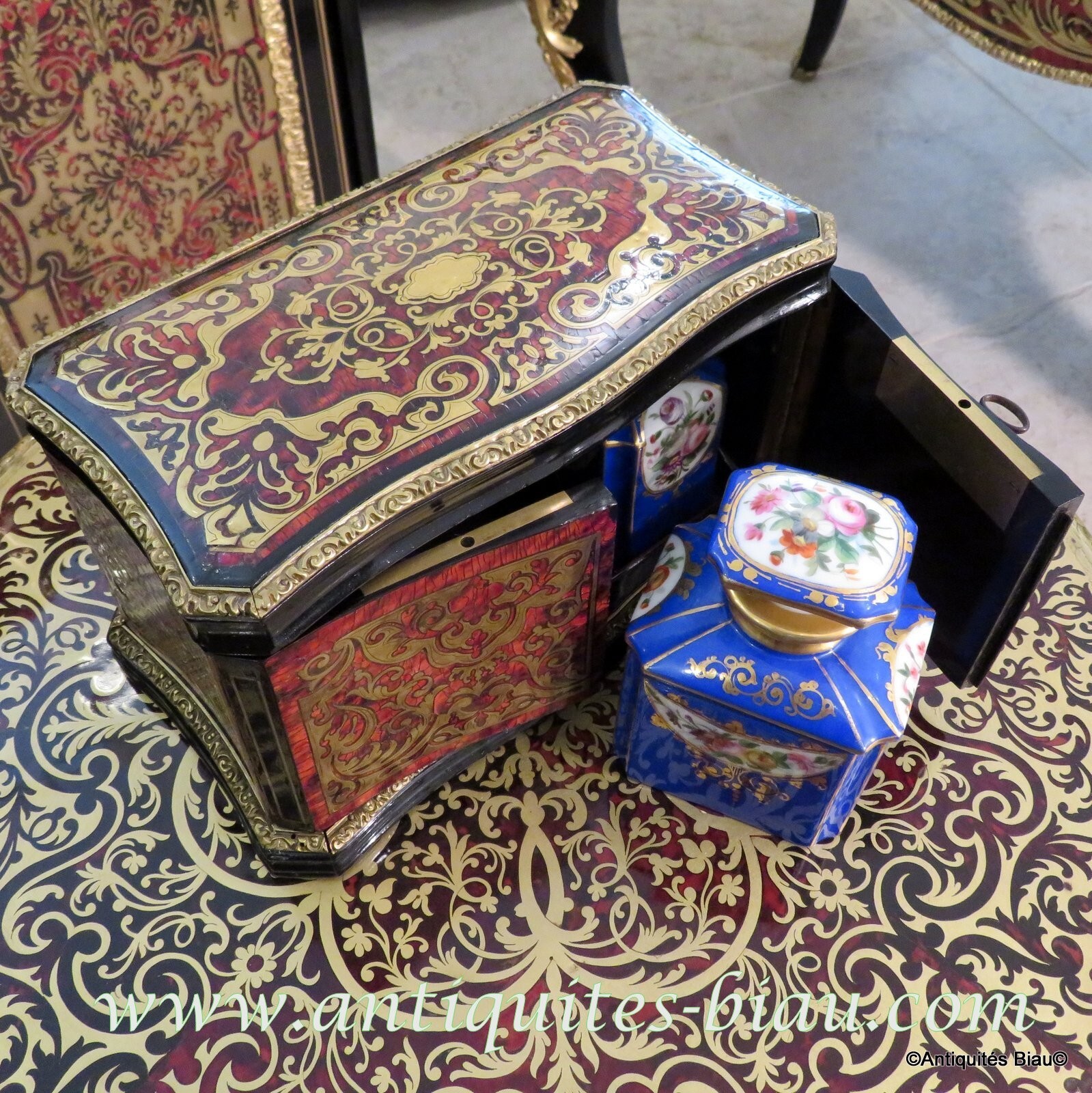 Tea Caddy in marquetry Boulle Napoleon III period 19th