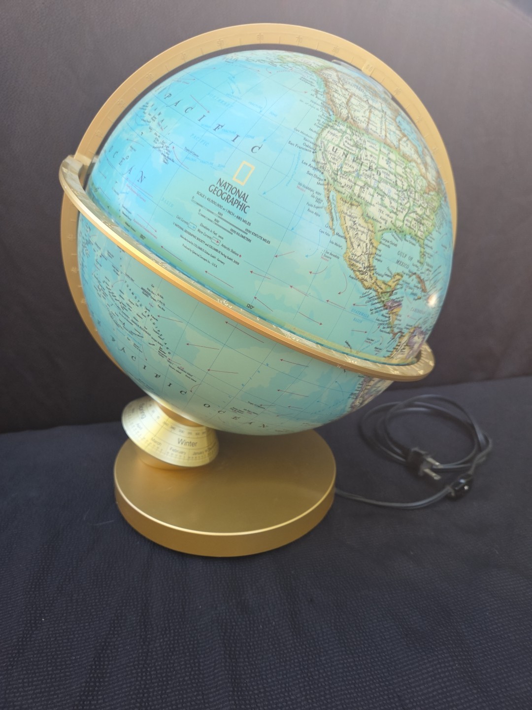 Columbus National Geographic LE Limited Edition Day / Night Illuminated Globe