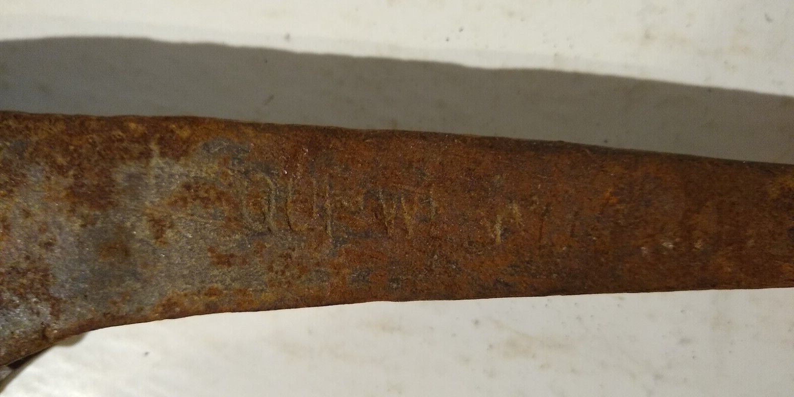 Vintage Rusty Pickaxe Head – Antique Iron Mining Tool – Rustic Farm Decor 14.2″