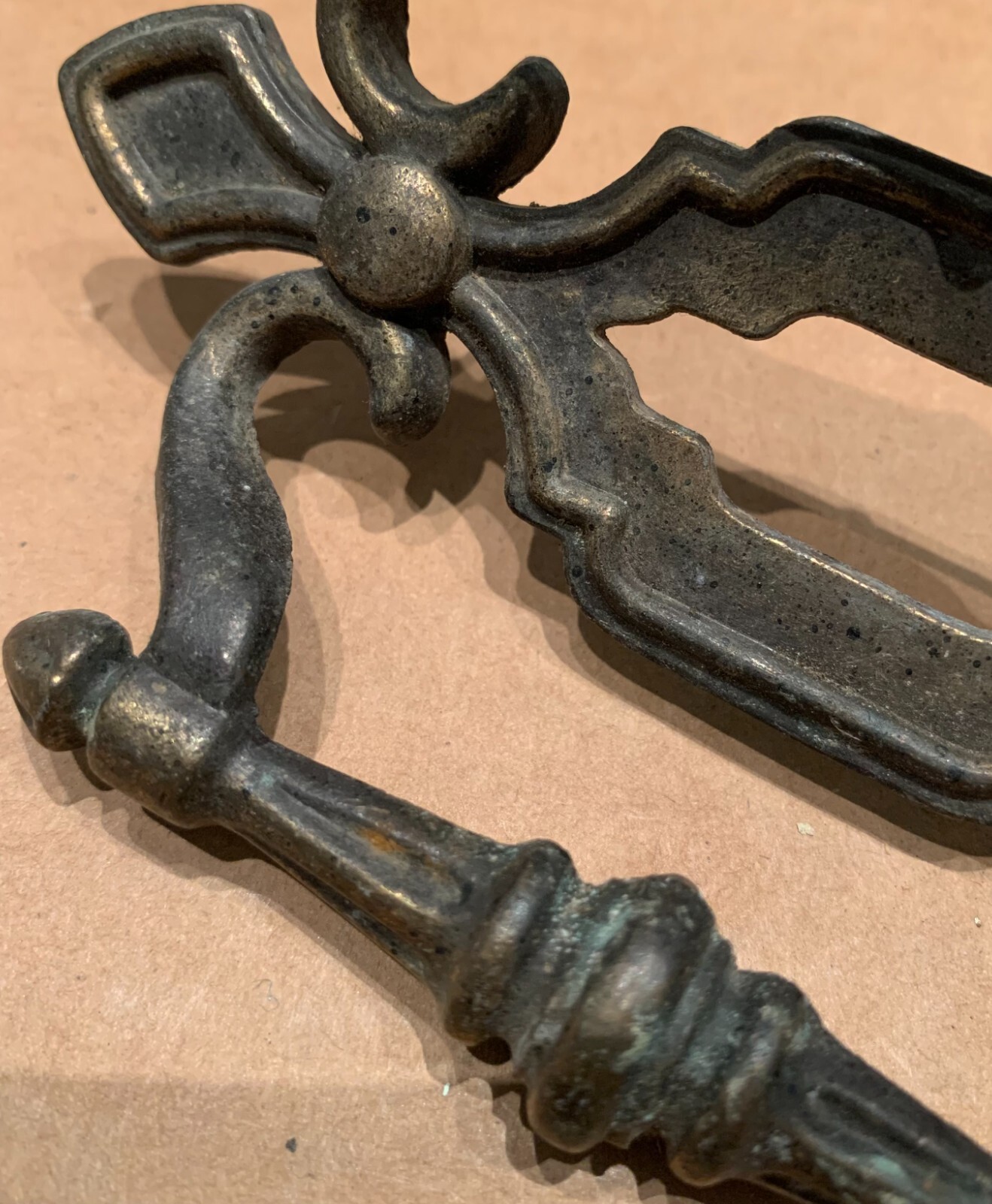 TRUE Vintage Brass Drawer Cabinet Pull ornate double handle bar 6″ long fancy