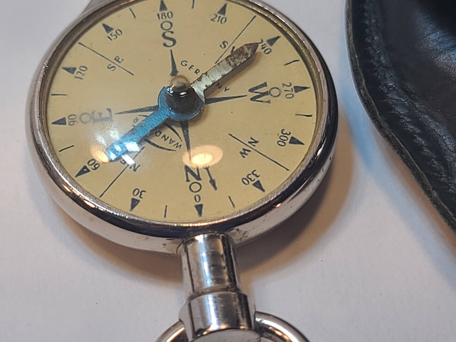 Collectible German Wanderer Compass Kit – Route Marker, Corkscrew & Case Include
