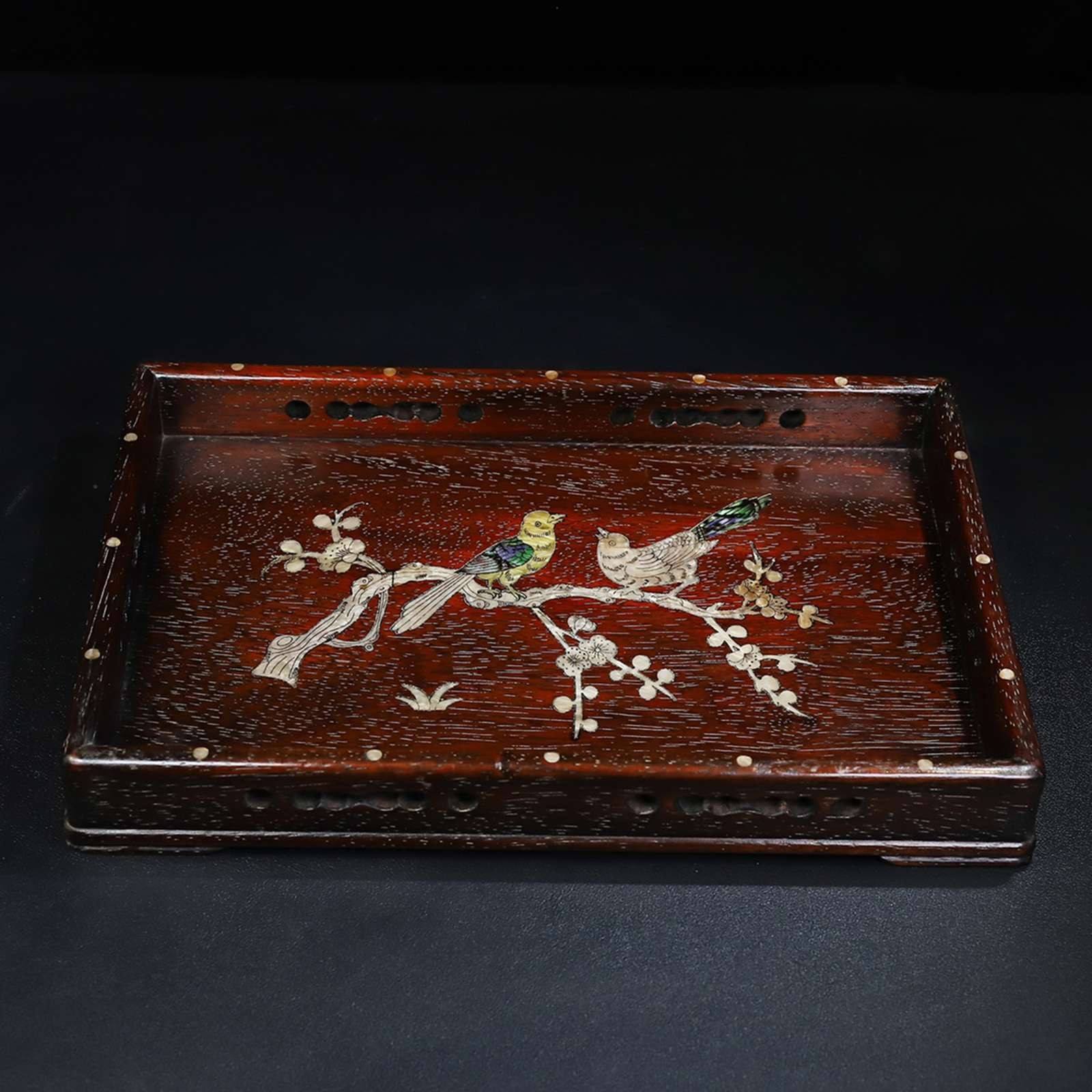 Chinese Natural Red Sandalwood Inlaid Shell Exquisite Flower and Bird Tea Tray